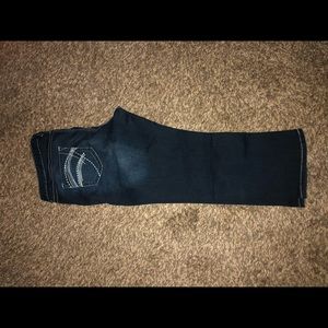 Maurices 20 dark wash crop pant capri